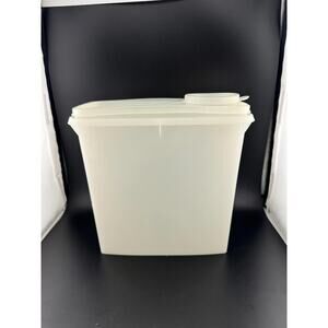 Vintage Tupperware Cereal Container